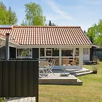 Hollie - 75m From The Sea By Interhome Semesterbostad